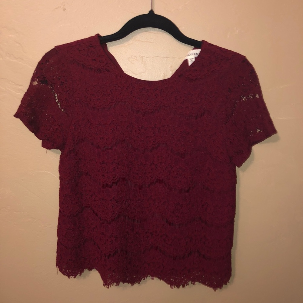 Maroon Top🌹